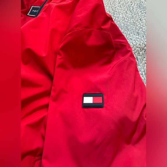 TOMMY HILFIGER Red Women’s Lightweight Everyday Weather Resistant Windbreaker M - Picture 9 of 16